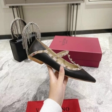 Valentino flat shoes